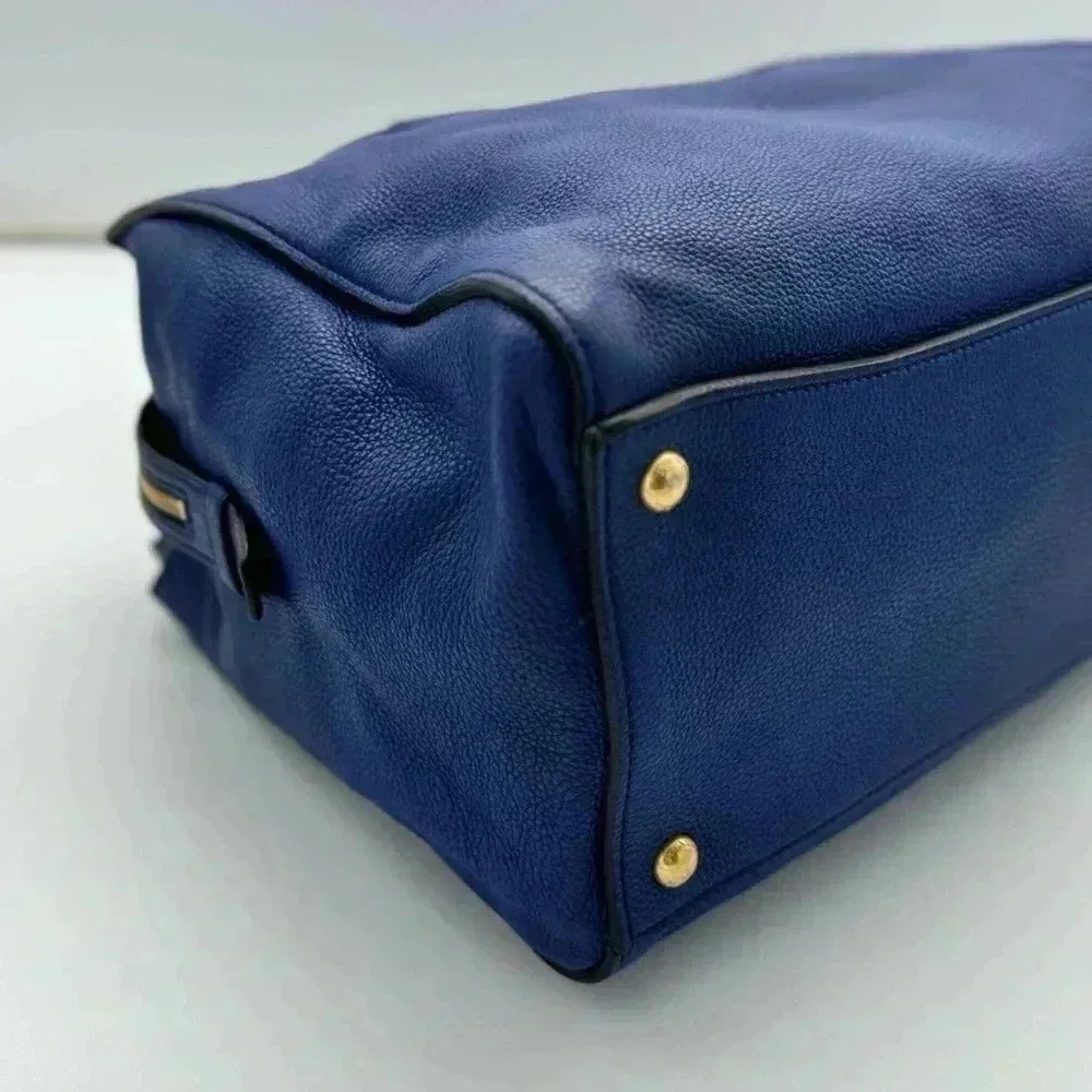 PRADA Vitello Daino Grained Leather with FREE ENTRUPY when purchased! - Picture 7 of 16